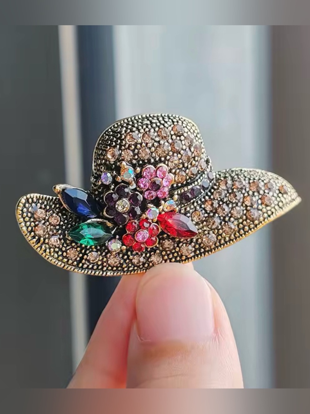 Fashion Retro Alloy Rhinestone Sun Hat Vintage Flower Hat Brooch. - Picture 4 of 7